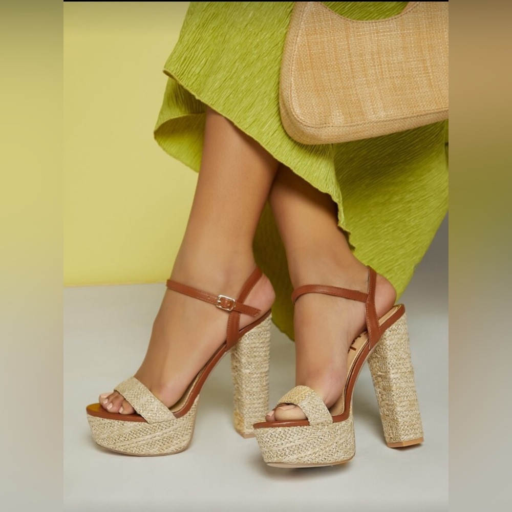 Elegant Tan and Cream Platform Sandals